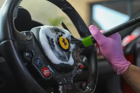 nettoyage intérieur de voiture à Saint-Marc-le-Blanc - image 3